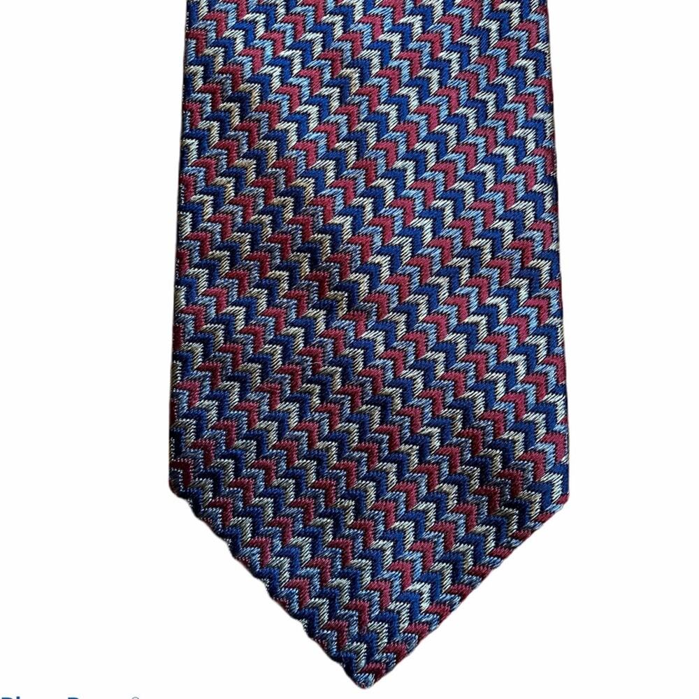 Ungaro Paris Optical Illusion 100% Silk Tie